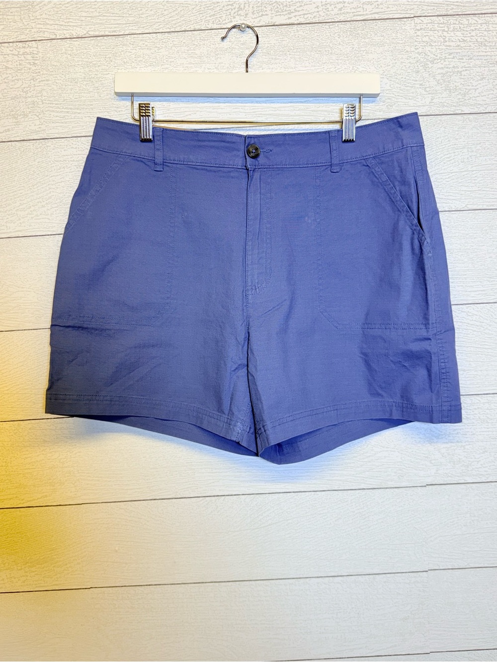 Eddie Bauer Women’s Blue Ripstop Shorts Inseam 5in 98% Cotton Size 14 NWT
